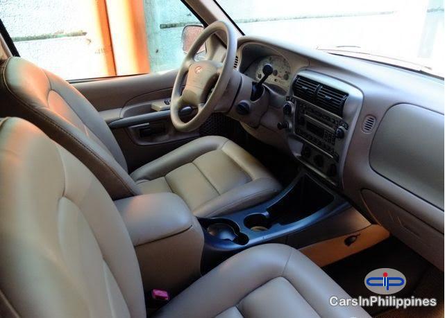 Ford Explorer Automatic 2002 in Metro Manila