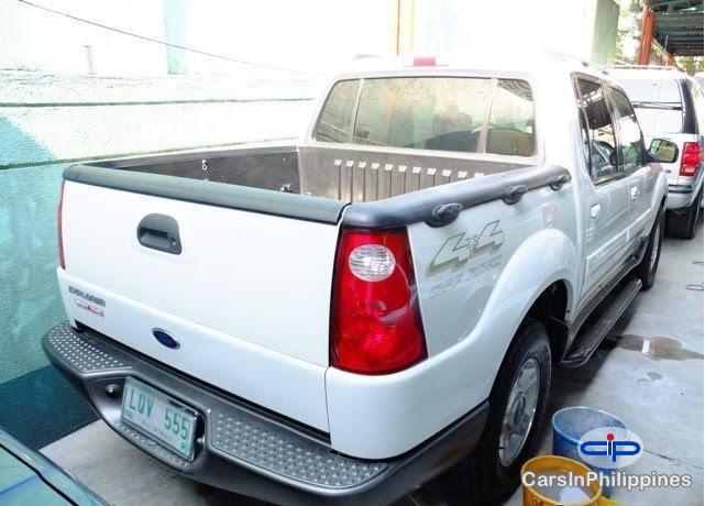 Picture of Ford Explorer Automatic 2002 in Metro Manila