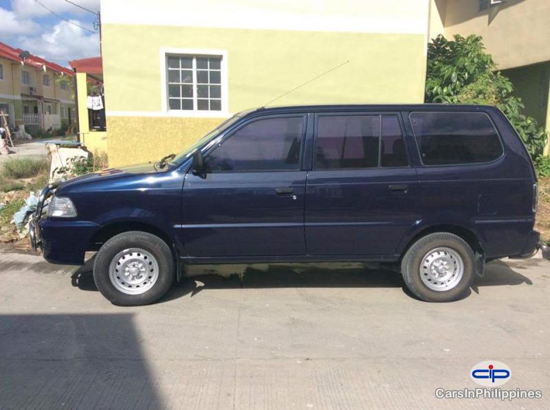 Picture of Toyota Revo Manual 2003 in Albay
