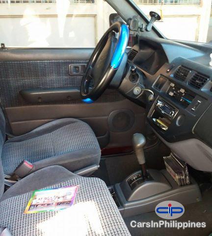 Toyota Revo Automatic 2000 - image 3