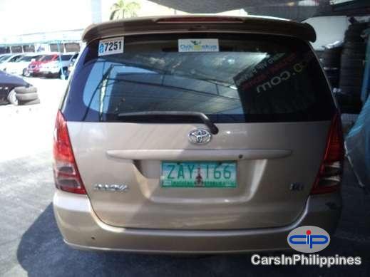 Toyota Innova Manual 2005 in Aurora