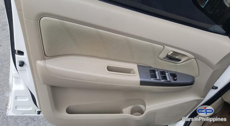 Toyota Fortuner Automatic - image 5