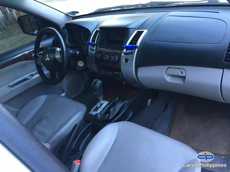 Mitsubishi Montero Sport Manual in Benguet - image