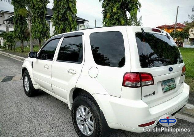 Ford Escape Automatic 2010