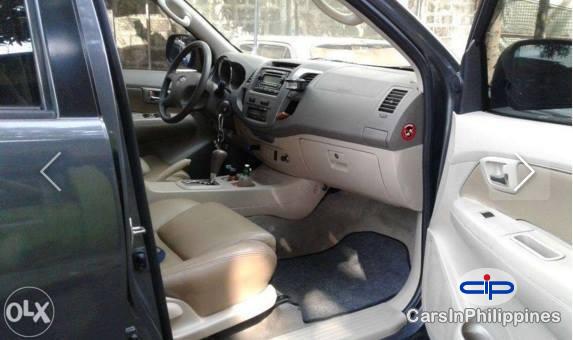 Toyota Fortuner Automatic 2006 - image 3