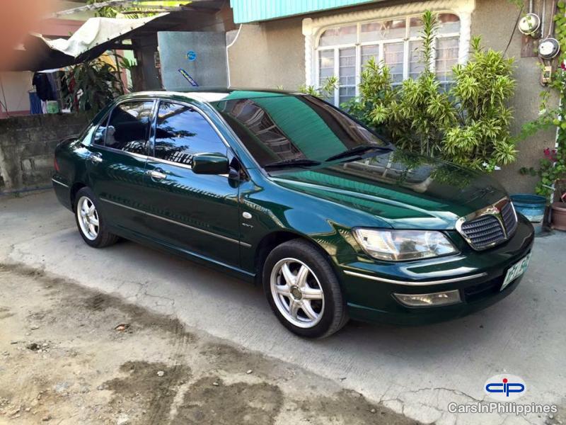 Mitsubishi Lancer Automatic - image 5