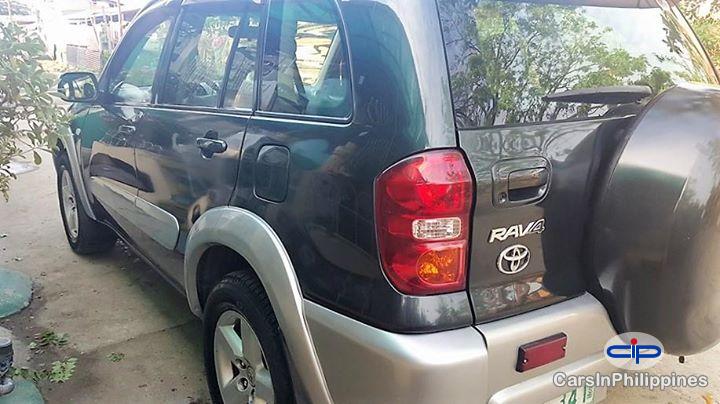 Toyota RAV4 Automatic 2004 - image 2