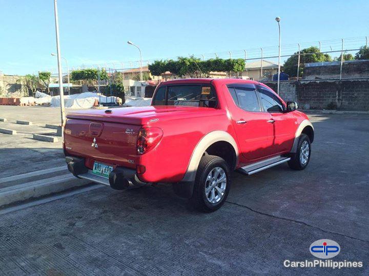 Mitsubishi Strada Automatic 2012 in Pampanga