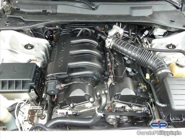 Chrysler 300C Automatic 2007 - image 9