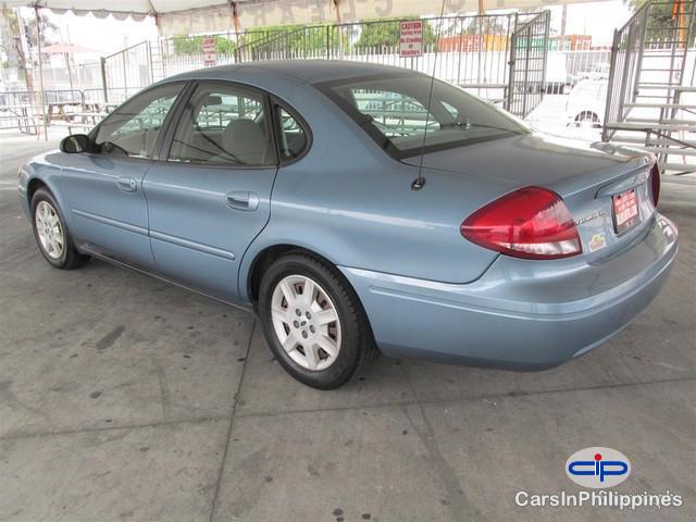 Ford Taurus Automatic 2006 - image 2