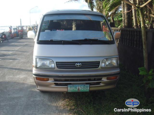 Toyota Hiace in Metro Manila