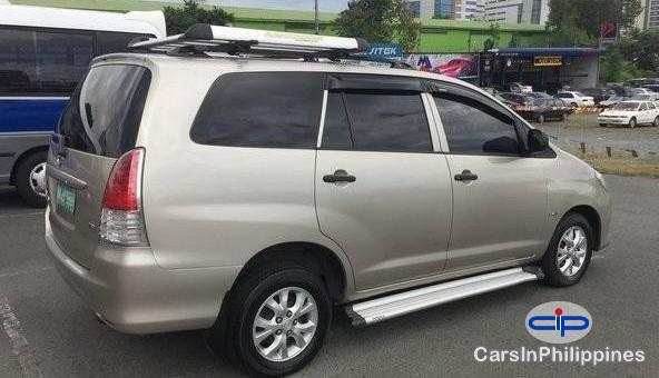 Toyota Innova Automatic 2012