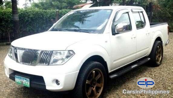 Picture of Nissan Frontier Manual 2012