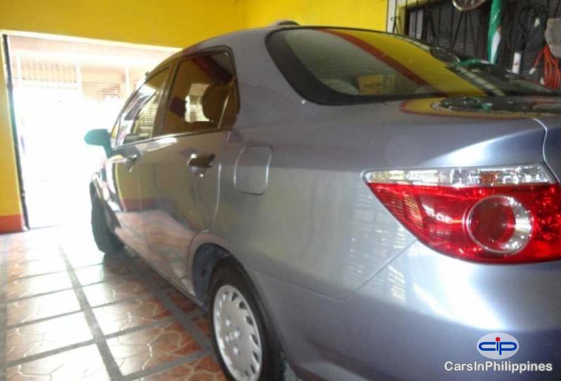 Honda City Manual 2008 - image 2