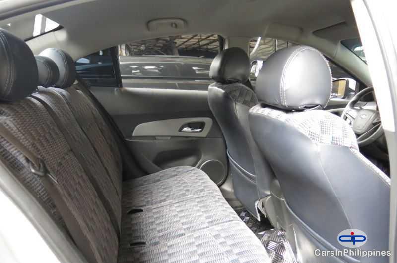 Chevrolet Cruze Automatic 2011 - image 6