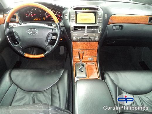 Pictures of Lexus Automatic 2001
