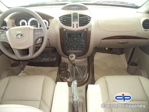 Kia Rondo Manual 2015 in Metro Manila