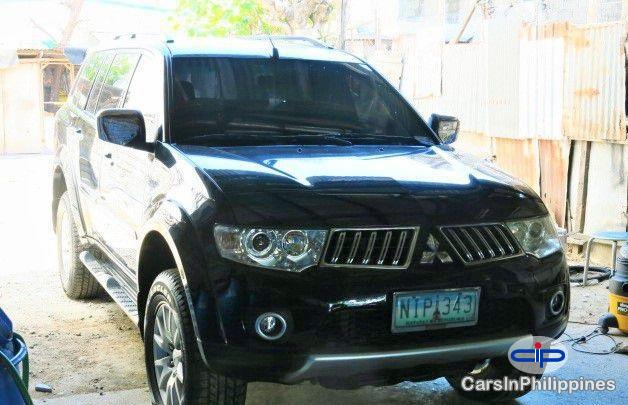 Picture of Mitsubishi Montero Sport Automatic 2010