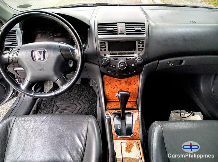 Honda Accord Automatic 2006 - image 3