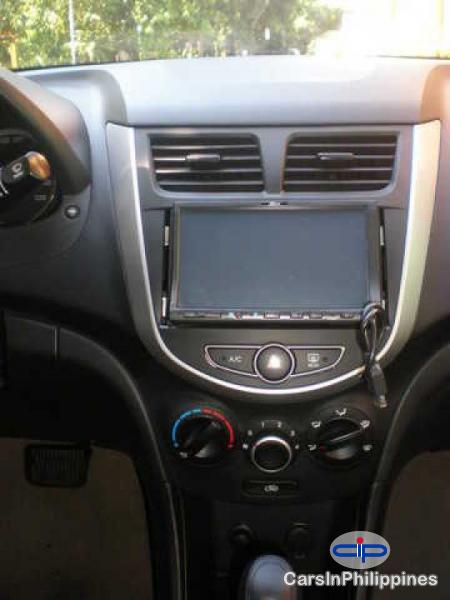 Hyundai Accent Automatic 2011 in Metro Manila