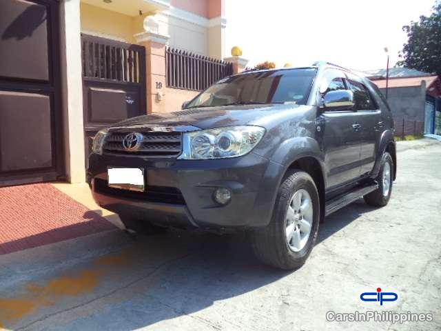 Picture of Toyota Fortuner Manual