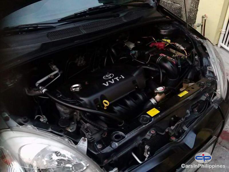 Toyota Echo - image 3
