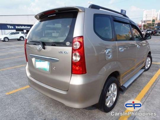 Toyota Avanza Automatic 2011 - image 3