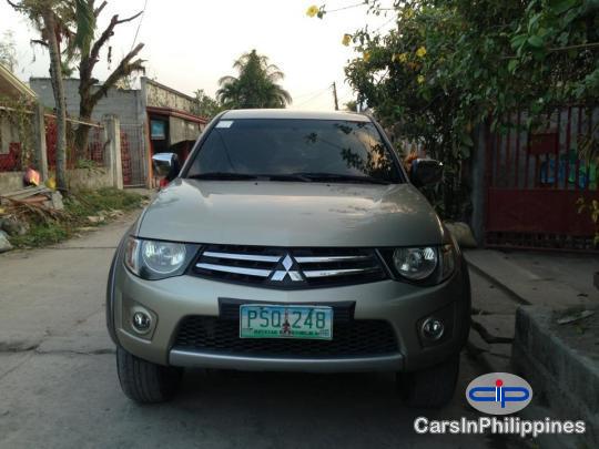 Mitsubishi Strada Automatic 2010