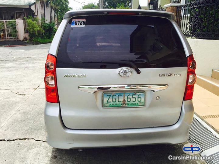 Toyota Avanza Automatic 2010