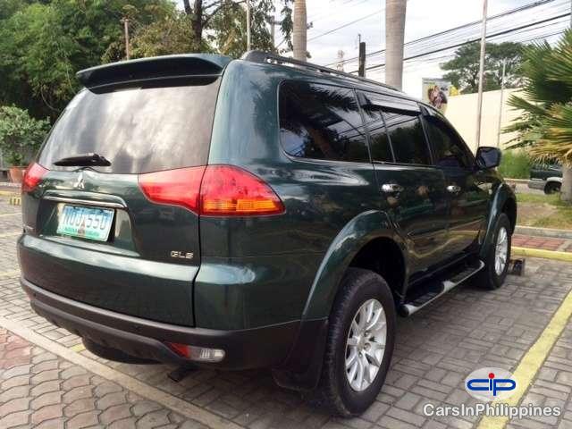 Mitsubishi Montero Sport Automatic - image 2