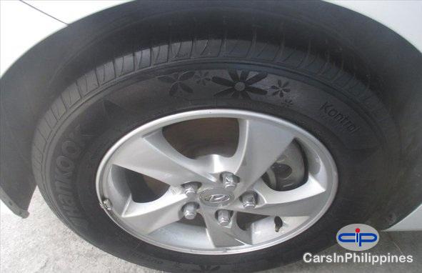Hyundai Elantra Automatic 2014 - image 2