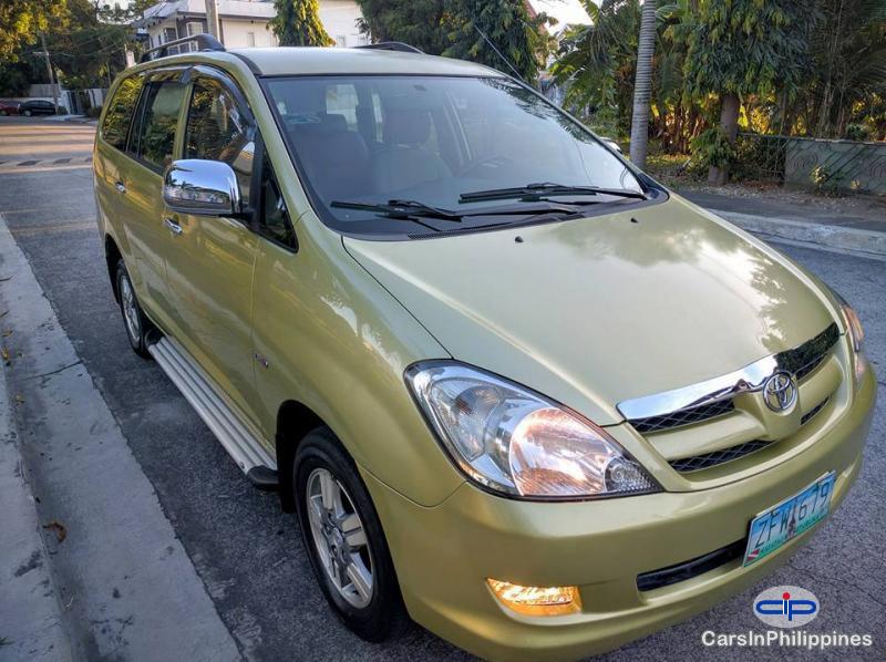 Pictures of Toyota Innova