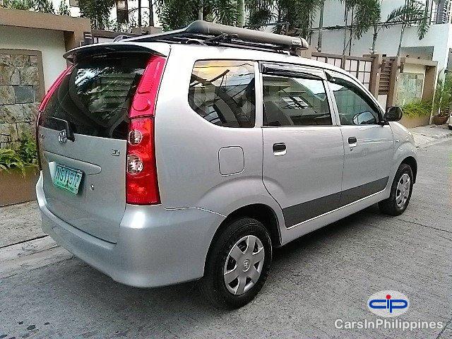 Pictures of Toyota Avanza