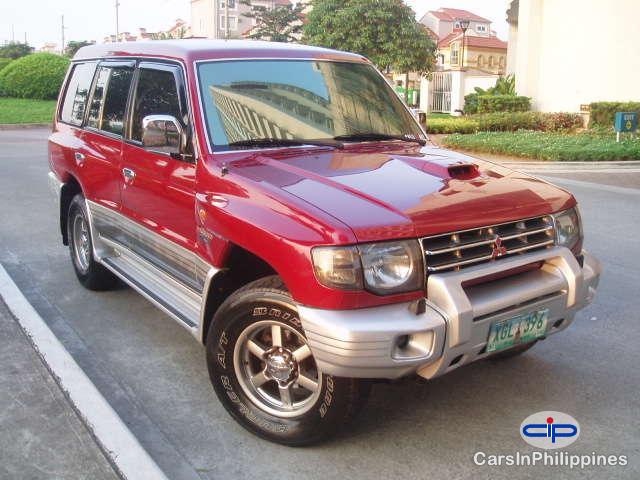 Pictures of Mitsubishi Pajero