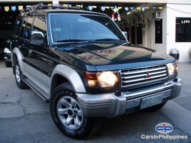 Pictures of Mitsubishi Pajero