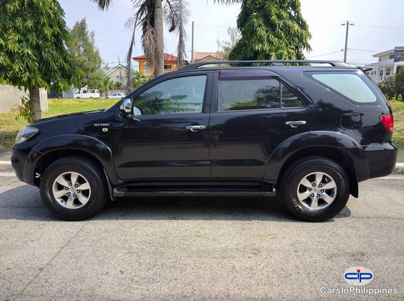 Picture of Toyota Fortuner