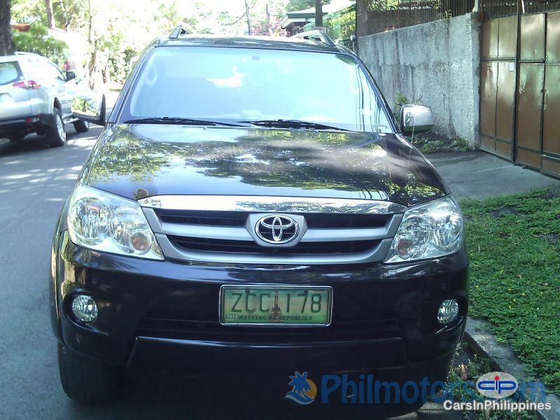 Picture of Toyota Fortuner Automatic 2006