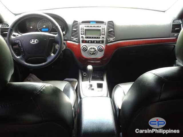 Hyundai Santa Fe Automatic 2010 in Bulacan