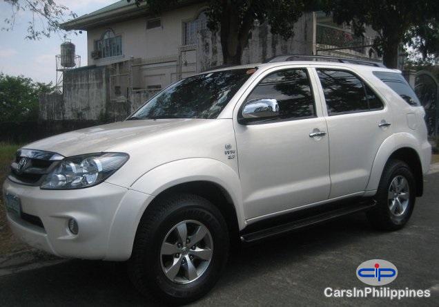 Picture of Toyota Fortuner Automatic 2007