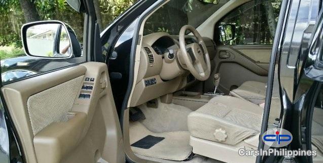 Nissan Navara Automatic 2009 in Metro Manila