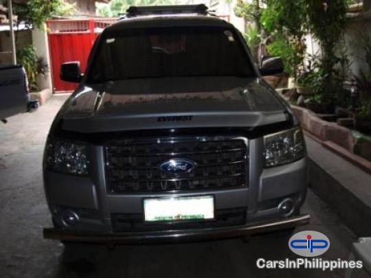Pictures of Ford Everest Manual 2008