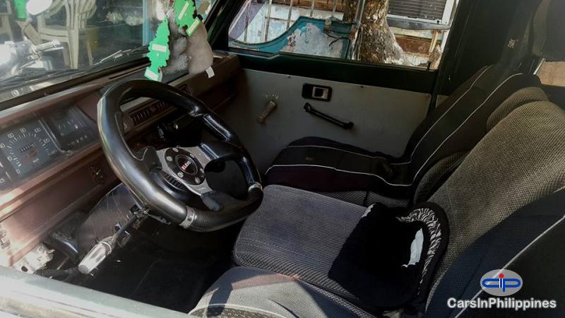 Mitsubishi L300 Automatic - image 4