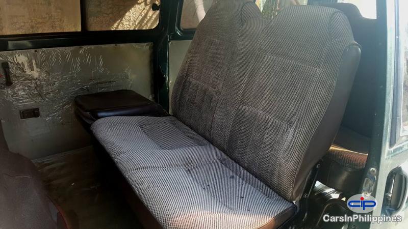 Mitsubishi L300 Automatic - image 5