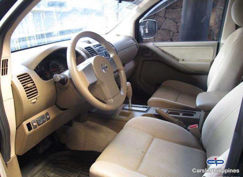 Nissan Navara Automatic 2010 in Metro Manila
