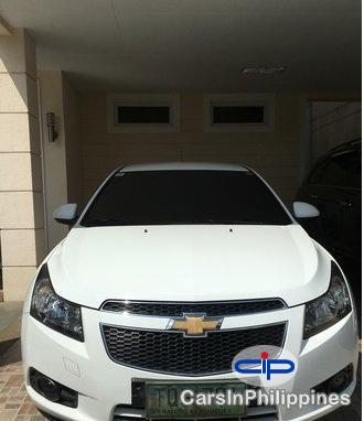 Pictures of Chevrolet Cruze Automatic 2012