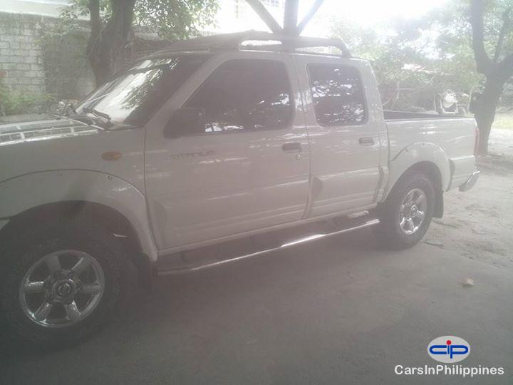 Nissan Frontier Automatic 2005 in Nueva Ecija