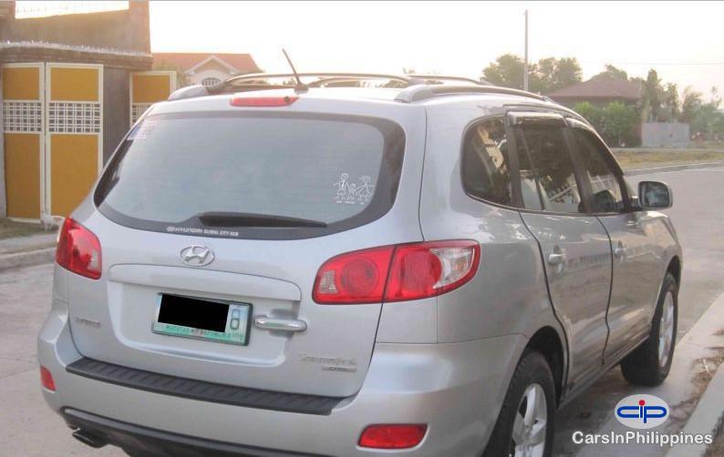 Hyundai Santa Fe in Antique