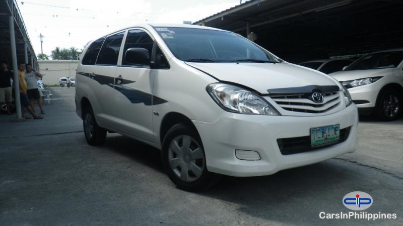 Picture of Toyota Innova Manual 2011