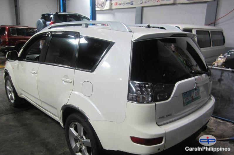 Mitsubishi Outlander Automatic 2008 - image 2