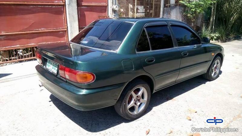 Mitsubishi Lancer Automatic - image 9